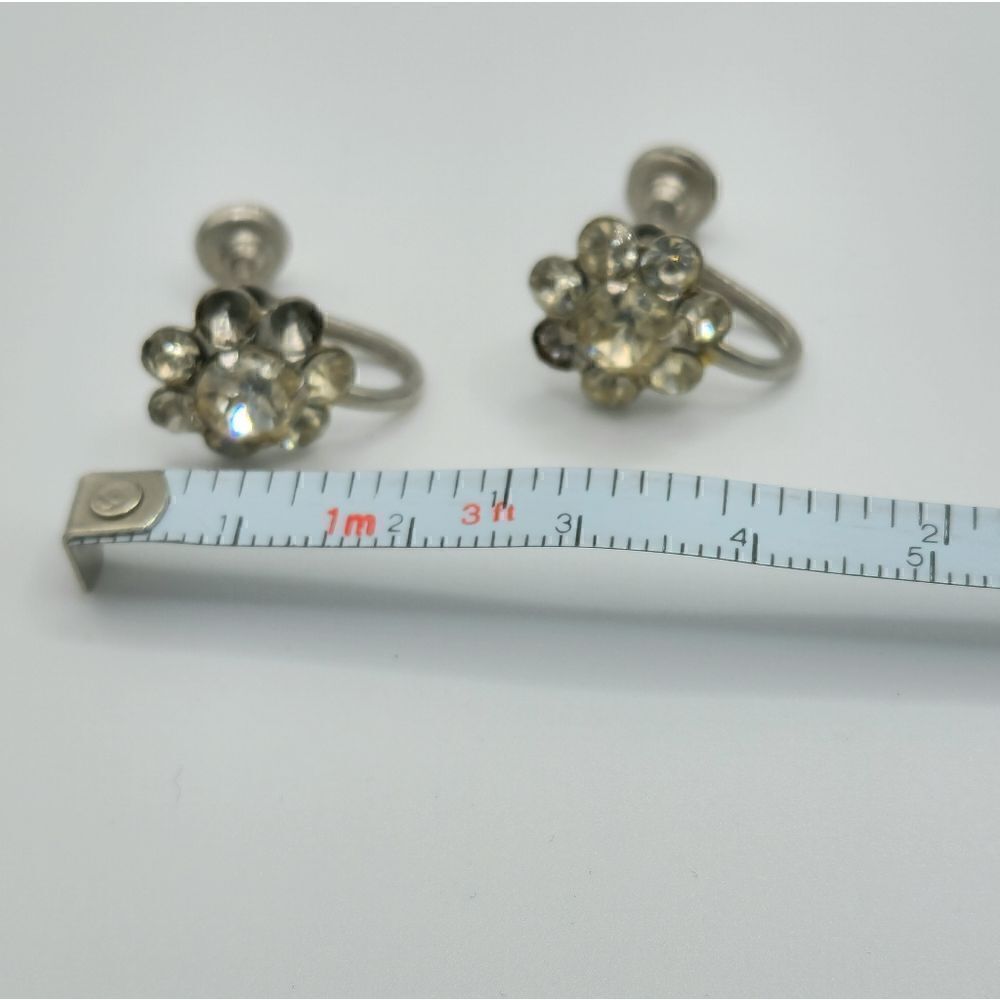 5/$25 Vintage silver crystal flower screwback earrings - Picture 6 of 11